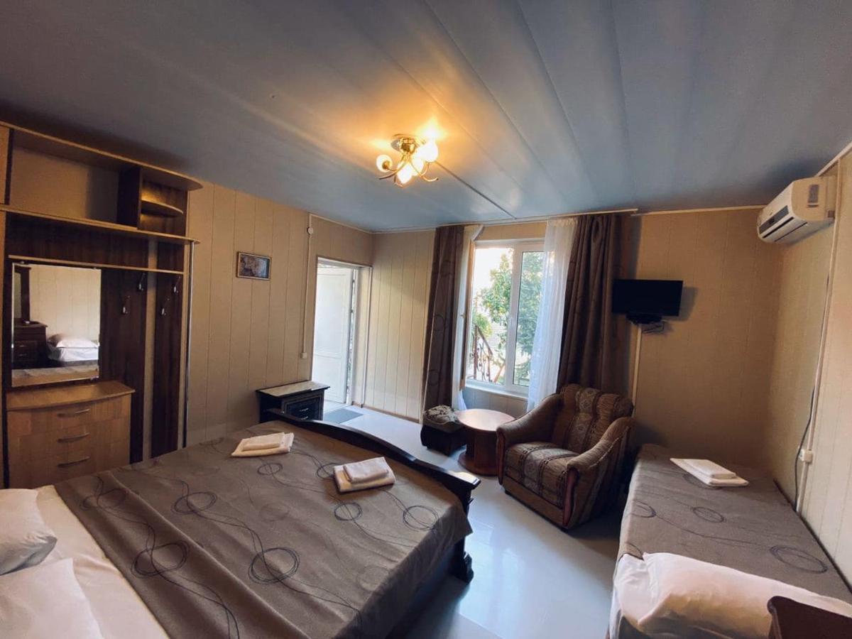 Primorie Guest House Gantiadi Extérieur photo